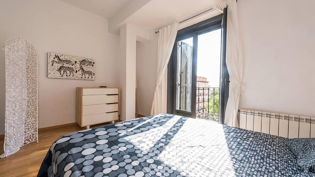 Apartament Concepcion Jeronima Madryt Zewnętrze zdjęcie