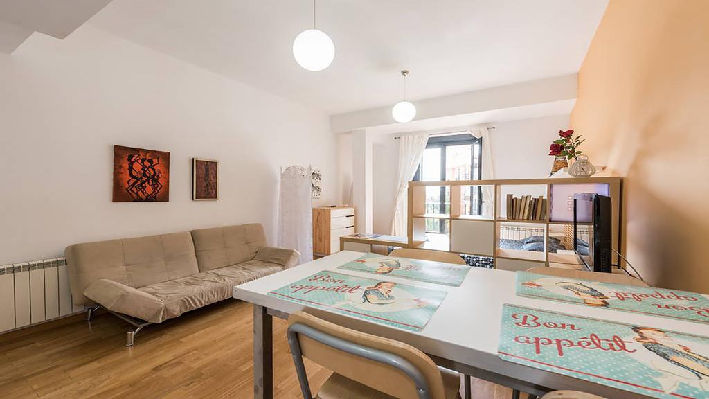 Apartament Concepcion Jeronima Madryt Zewnętrze zdjęcie