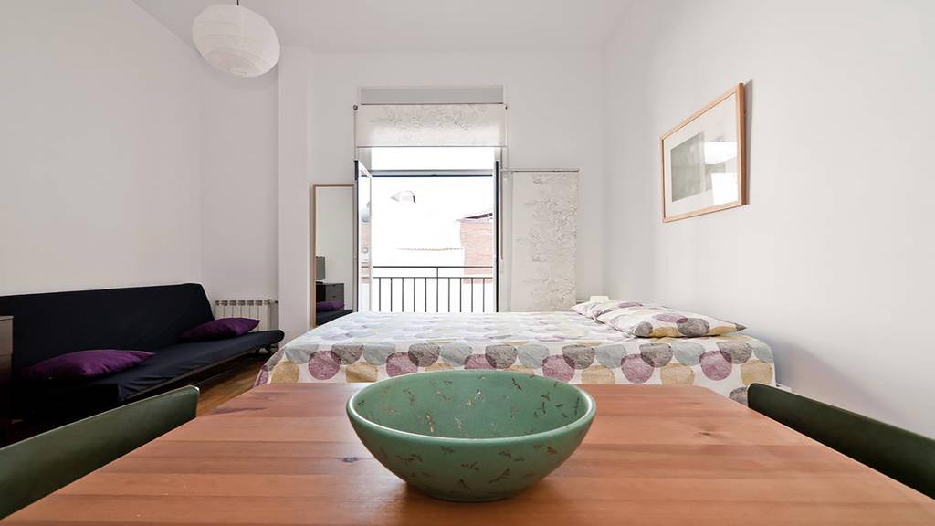 Apartament Concepcion Jeronima Madryt Zewnętrze zdjęcie