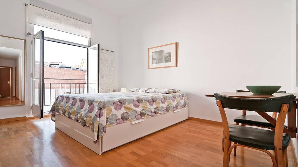 Apartament Concepcion Jeronima Madryt Zewnętrze zdjęcie