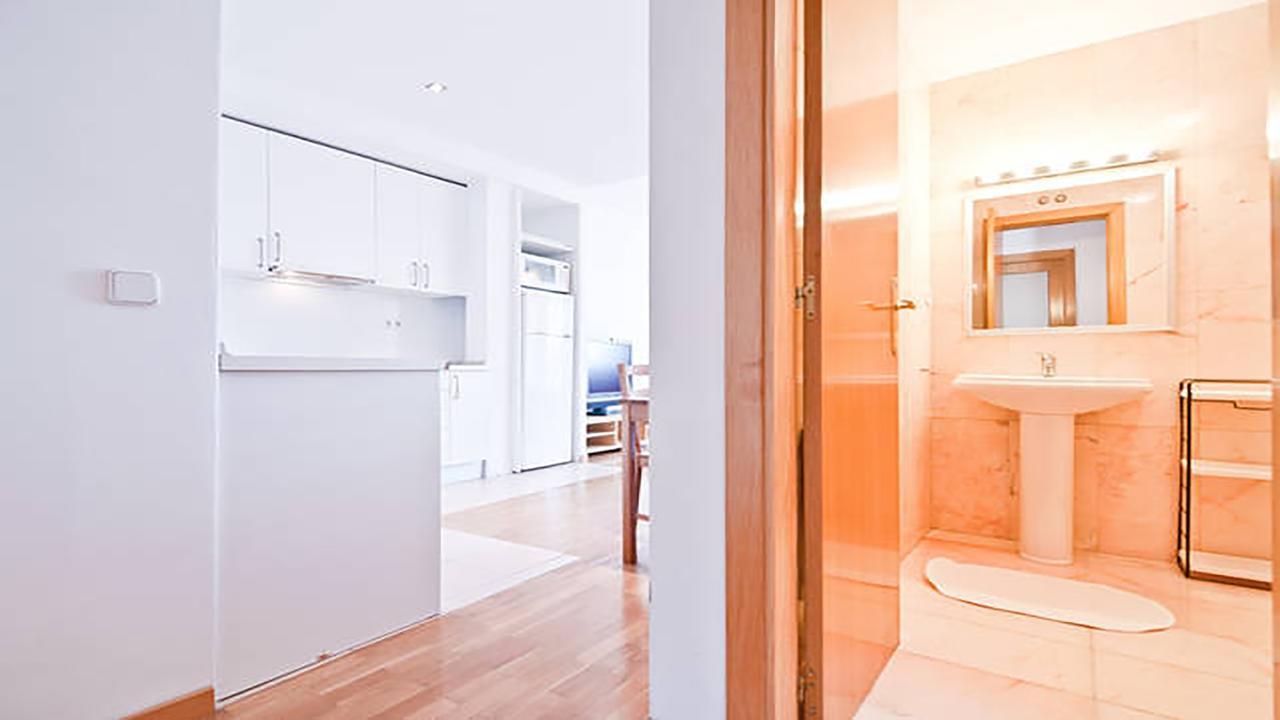 Apartament Concepcion Jeronima Madryt Zewnętrze zdjęcie